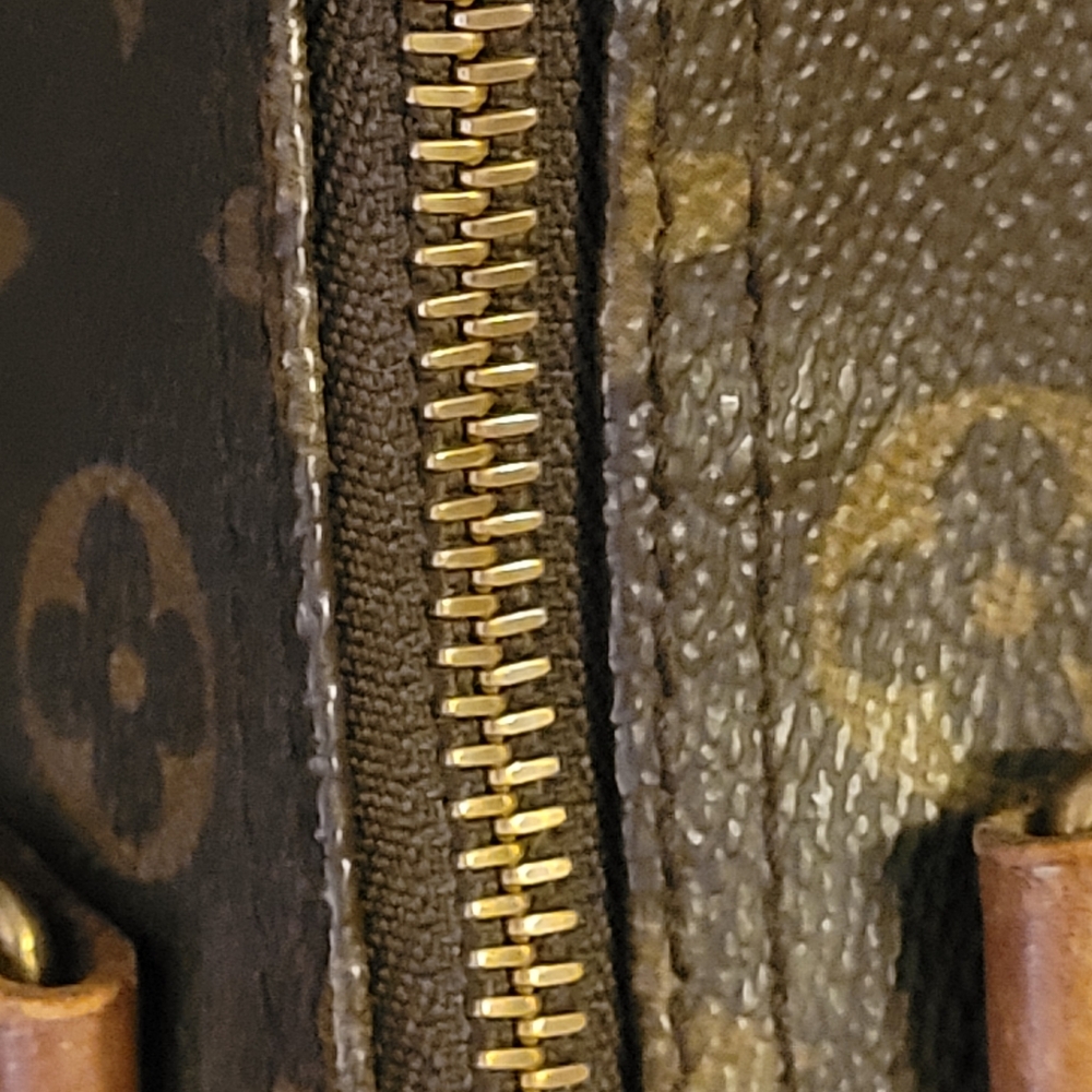 EMT Louis Vuitton vintage speedy 30 all LV ❤️s should have one - Picture 13 of 16